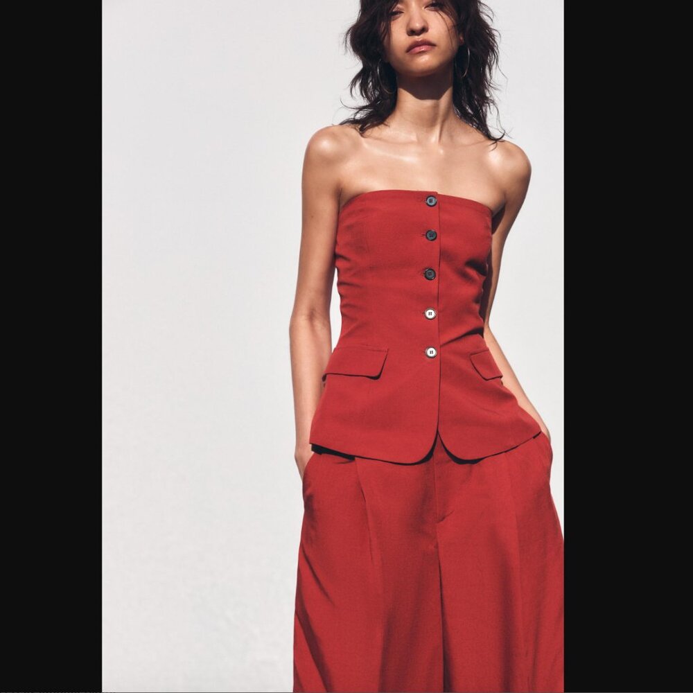 NWT ZARA buttoned strapless top RED